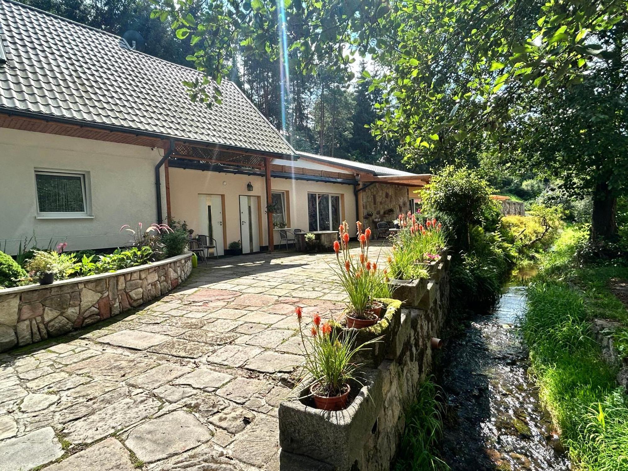 Zielona Roza Villa Wambierzyce Exterior photo